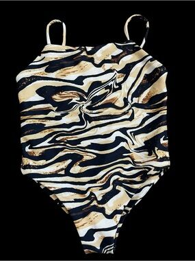 Skatie Kids One Piece Swimsuit Abstract Marble Print Size 3T/4T NWOT